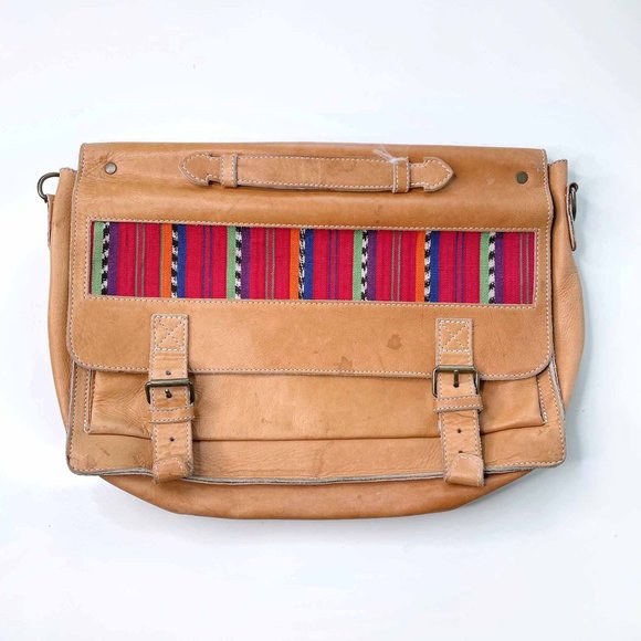 Vintage Handbags - vintage macasa nicaragua leather boho laptop briefcase